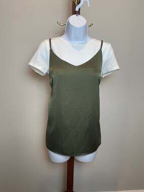 Cloud Chaser Top White Ribbed Tee Olive Strappy Overlay Size L New With Tag